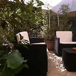 Гостевой дом Romeo Design 4*