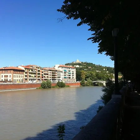 Gæstehus Romeo Design 4*