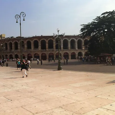 Romeo Design Gæstehus 4*